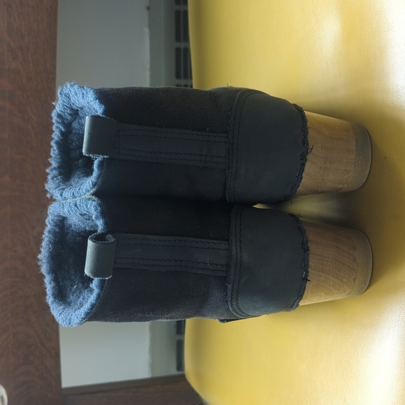 No. 6 pull on shearling clog boots, dark gray (fits size 7-8) - Picture 2 of 8